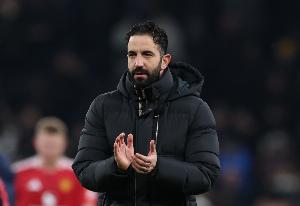 英雄联盟战队分析-双方相差17分！曼联近3场2负森林，在此之前对对手11连胜