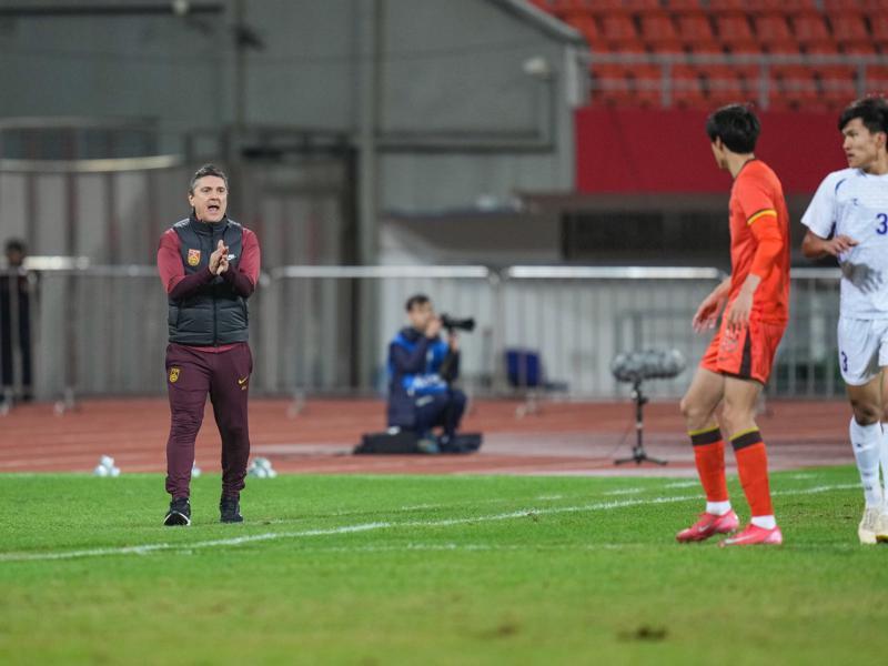 电竞实力对比-带队创造历史的安东尼奥及格了吗？他的表现像极了国足前任主教练